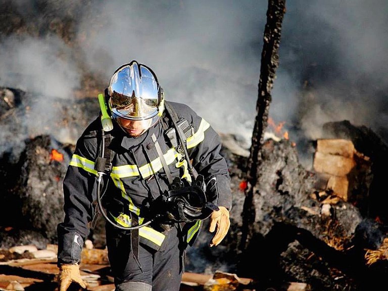 Impact et prévention des risques liés aux fumées chez les sapeurs-pompiers | CNRACL